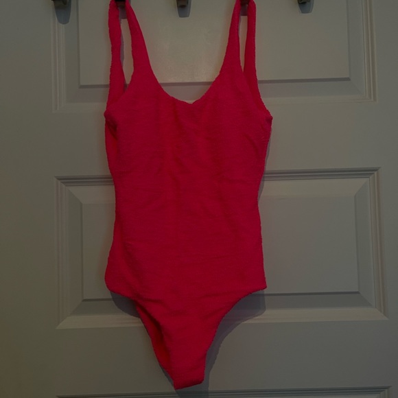 New one piece bathing suit - Picture 1 of 2